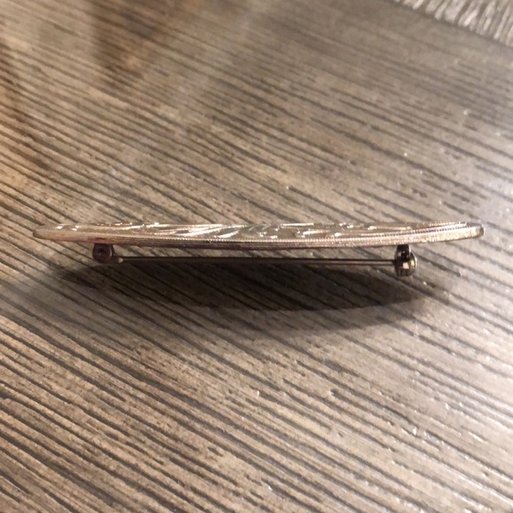 Vintage Oval Bar Pin Scrollwork, Engraved Flourish Design Oblong Shape - Picture 6 of 12